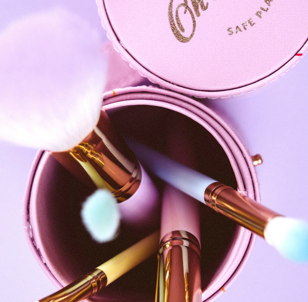 Oh Flossy 5-Piece Rainbow Makeup Brush Set