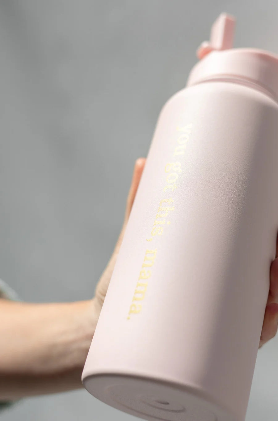 THE ULTIMATE BREASTFEEDER'S WATER BOTTLE