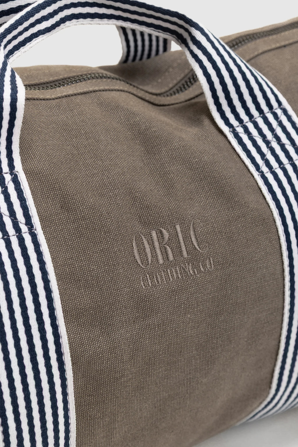 Canvas Duffle Bark