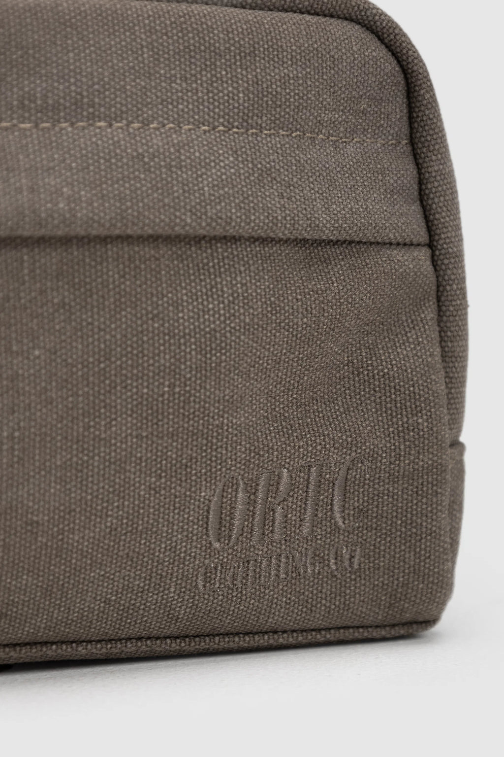 Logo Wash Bag Bark