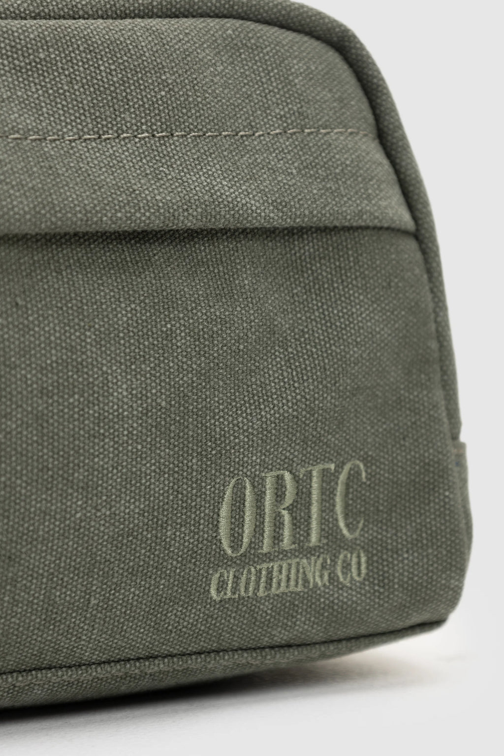 Logo Wash Bag Pine