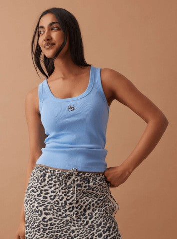 Zoe Contour Rib Scoop Tank Powder Blue