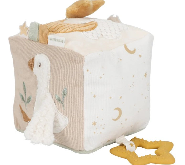 Soft Goose Activity Cube
