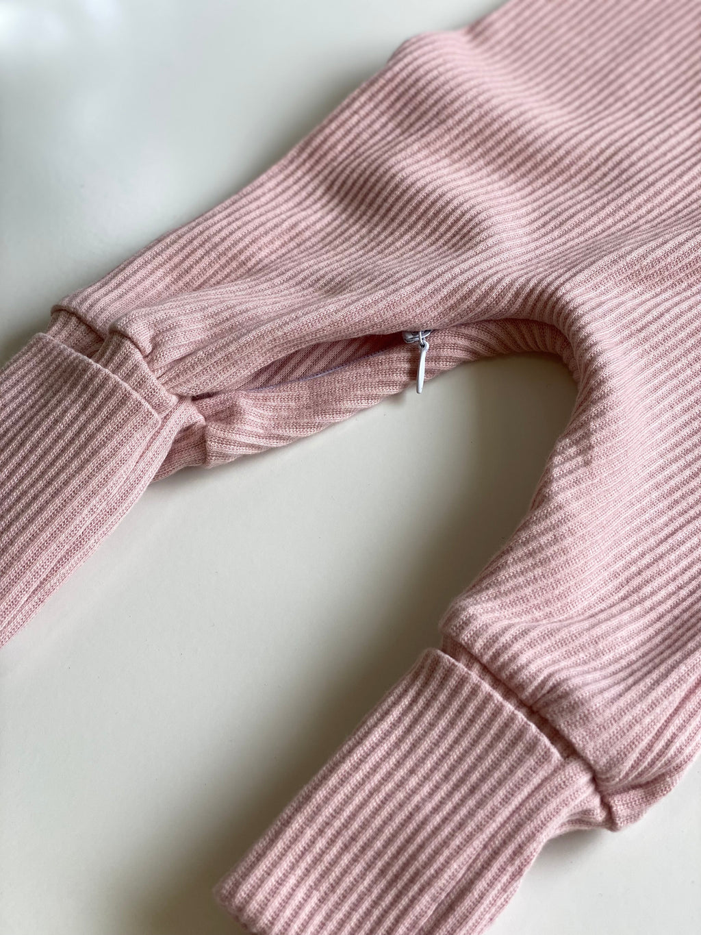 Essentials romper - Baby Pink